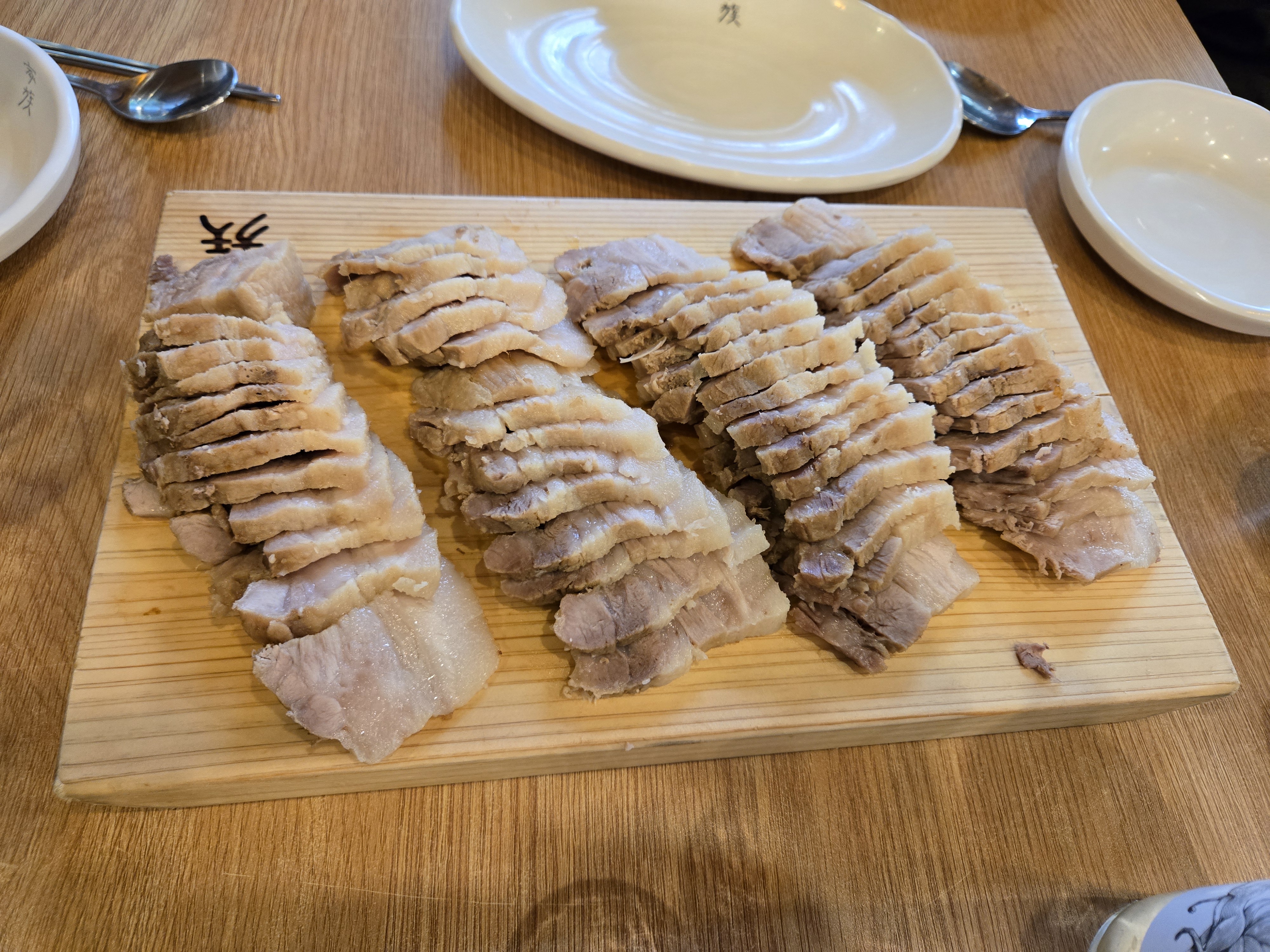 대구 중구 맛집 방촌가족 수육