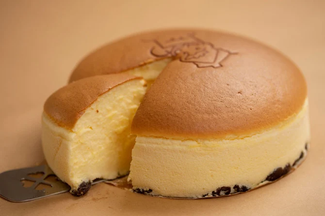 【리쿠로 아저씨네 가게】 2위 갓 구운 치즈케이크