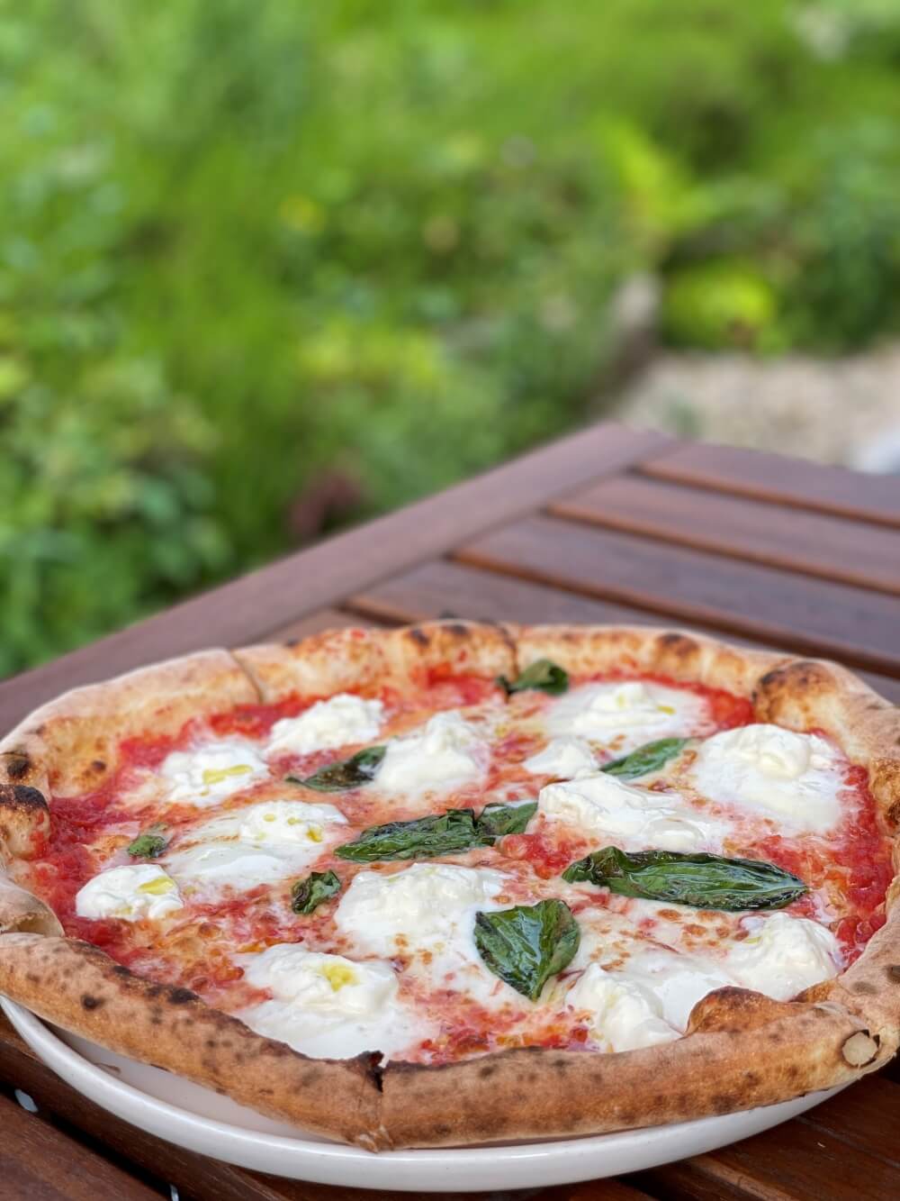 브런치-카페-뒤란-마르게리따-피자-모습