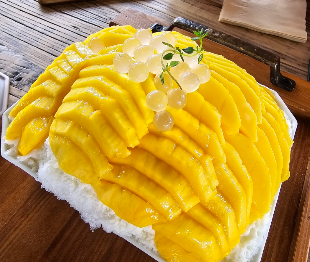엄청푸짐한 망고빙수