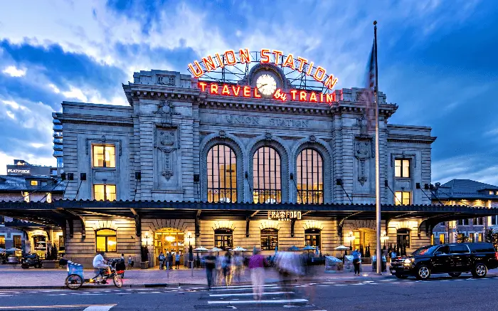 덴버 유니온역 Denver Union Station
덴버 유니온역 Denver Union Station (source: www.denver.org/)