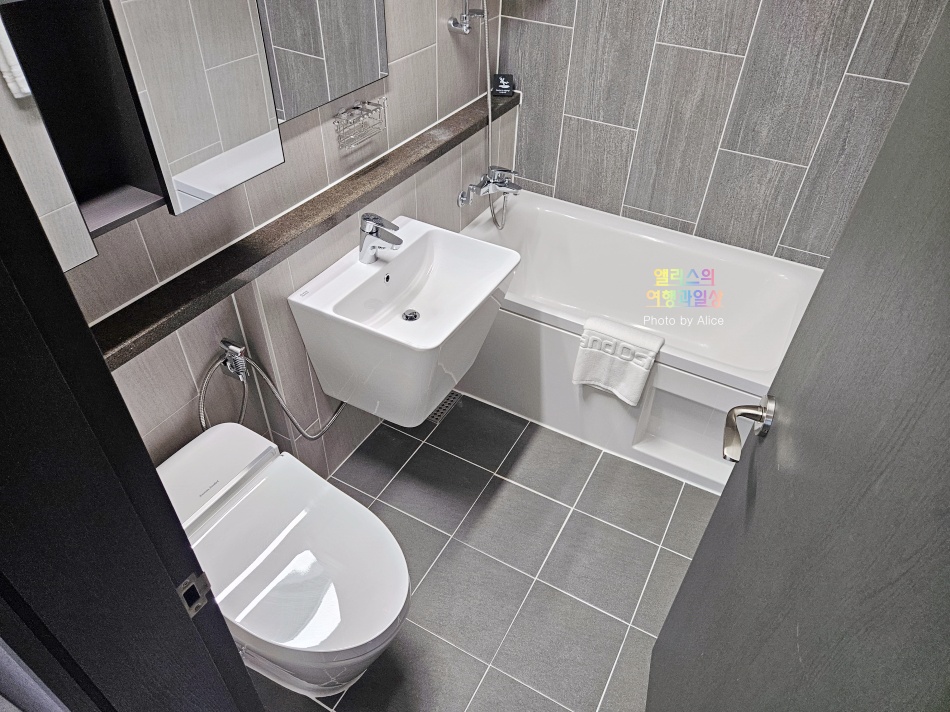 부산 롯데월드 숙소 추천, 그랜드 오시리아 레지던스 투 베드룸 패밀리 시티뷰 솔직후기