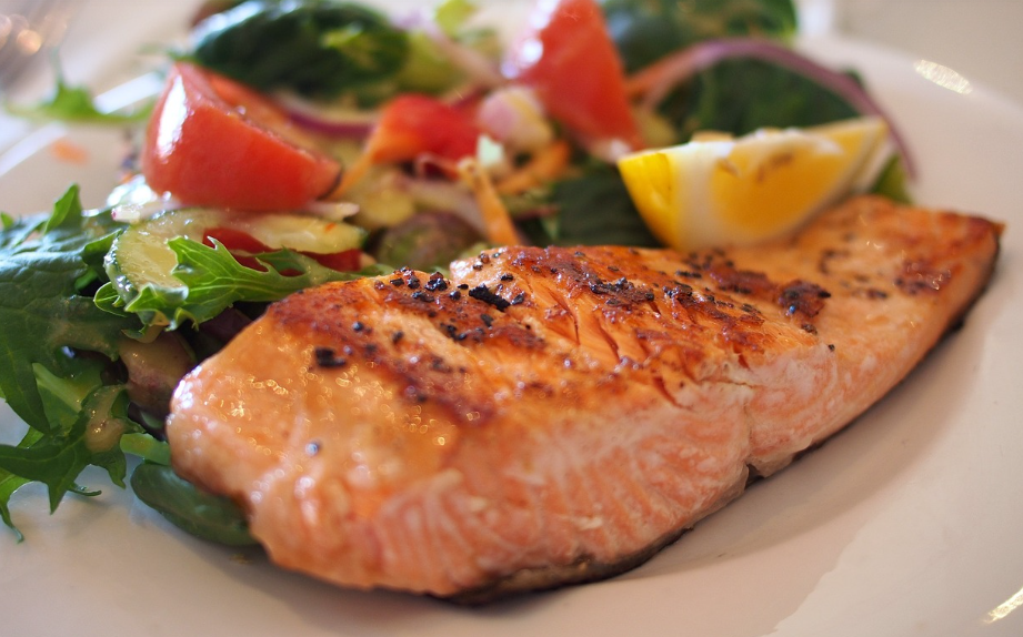 항염증 식단으로 염증 줄이기 (오메가3, 항염 식품, 식단 계획법)