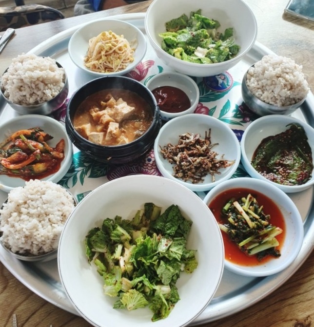 백반기행-문경-보리밥-비빔밥-향춘손칼국수
