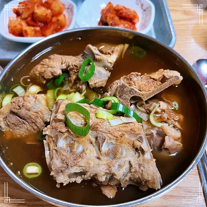 생방송오늘저녁 뼈해장국 20년 전통 노포 갈비탕 맛이 나는 해장국 목포 목포역 맛집 추천
