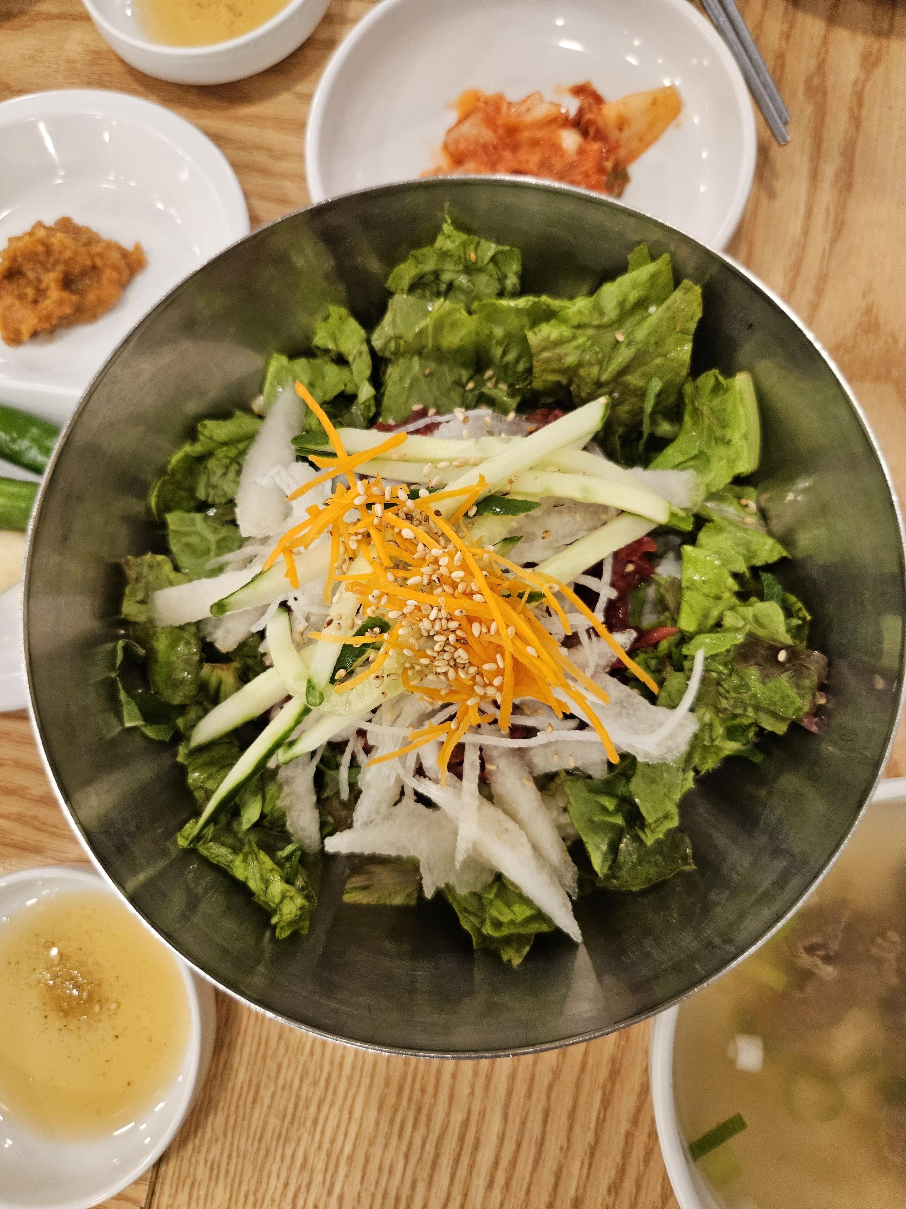 광장시장 창신육회 육회 비빔밥