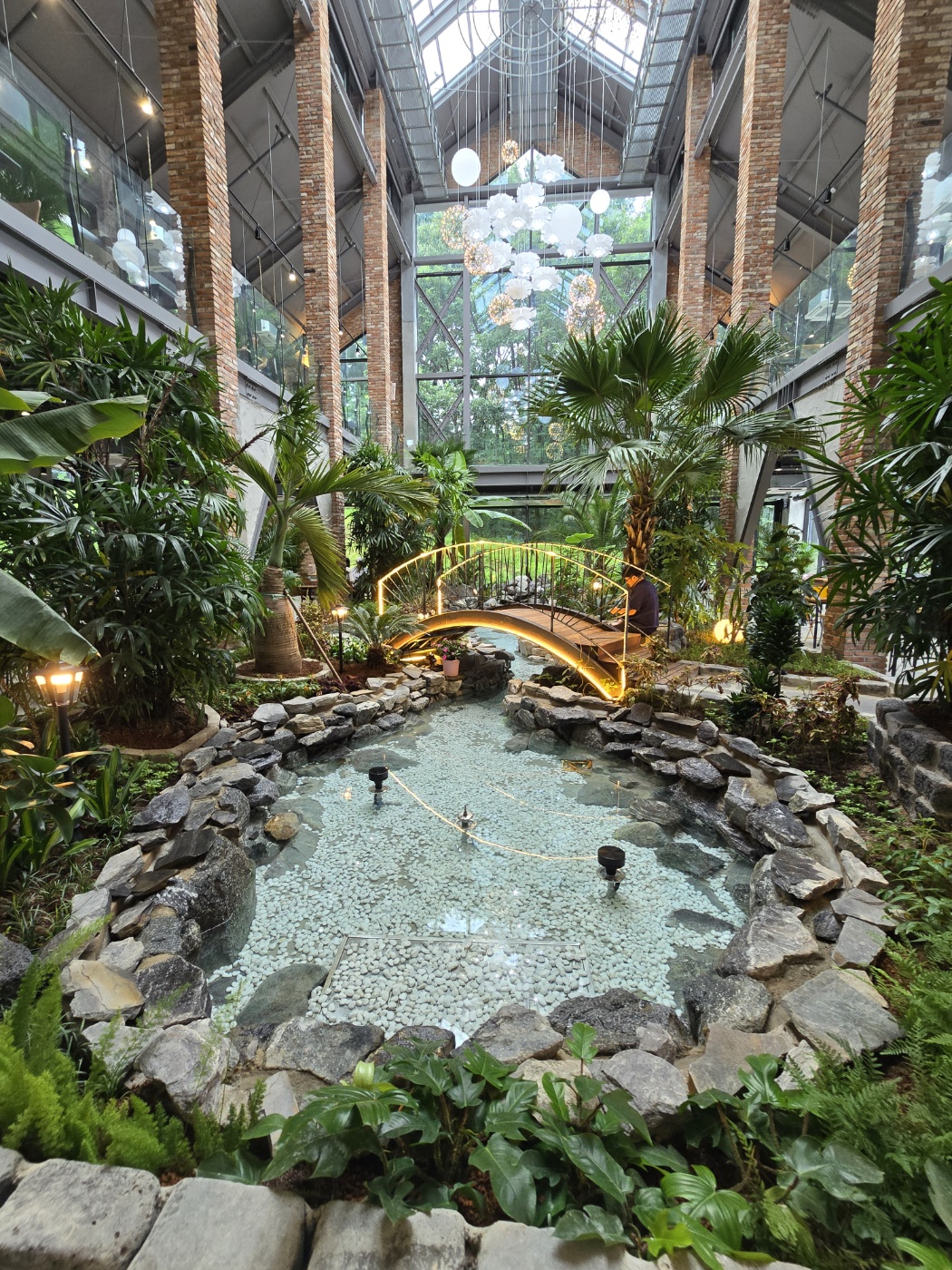 너무 예쁜 정원이에요.