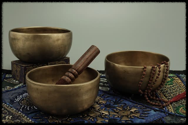 주파수와 감정 조작: 광고와 마케팅에서의 활용 가능성