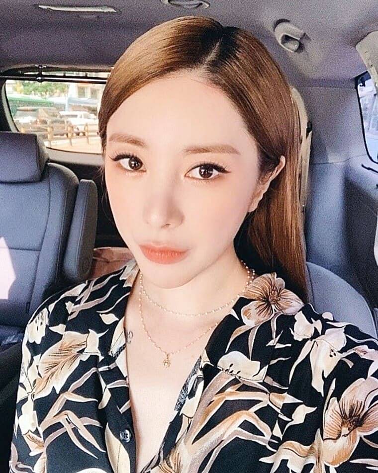 가수-서인영