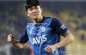 김민재 축구선수 결혼 이적 연봉 멘유 