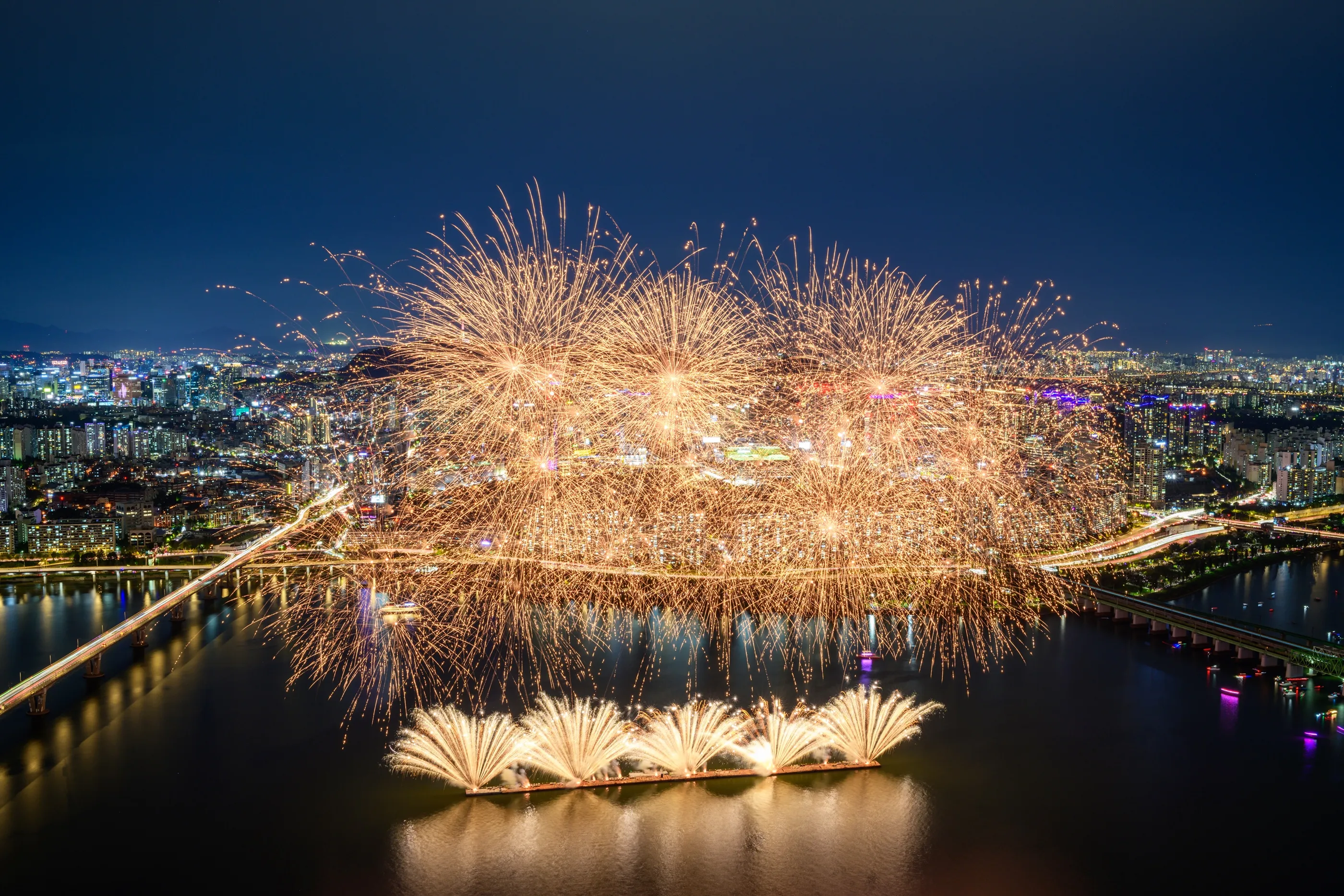 한화 여의도 마포 한강공원 &lt;2024 서울세계불꽃축제&gt; 소개! [일정 시간 장소 유튜브 생중계 오렌지플레이]