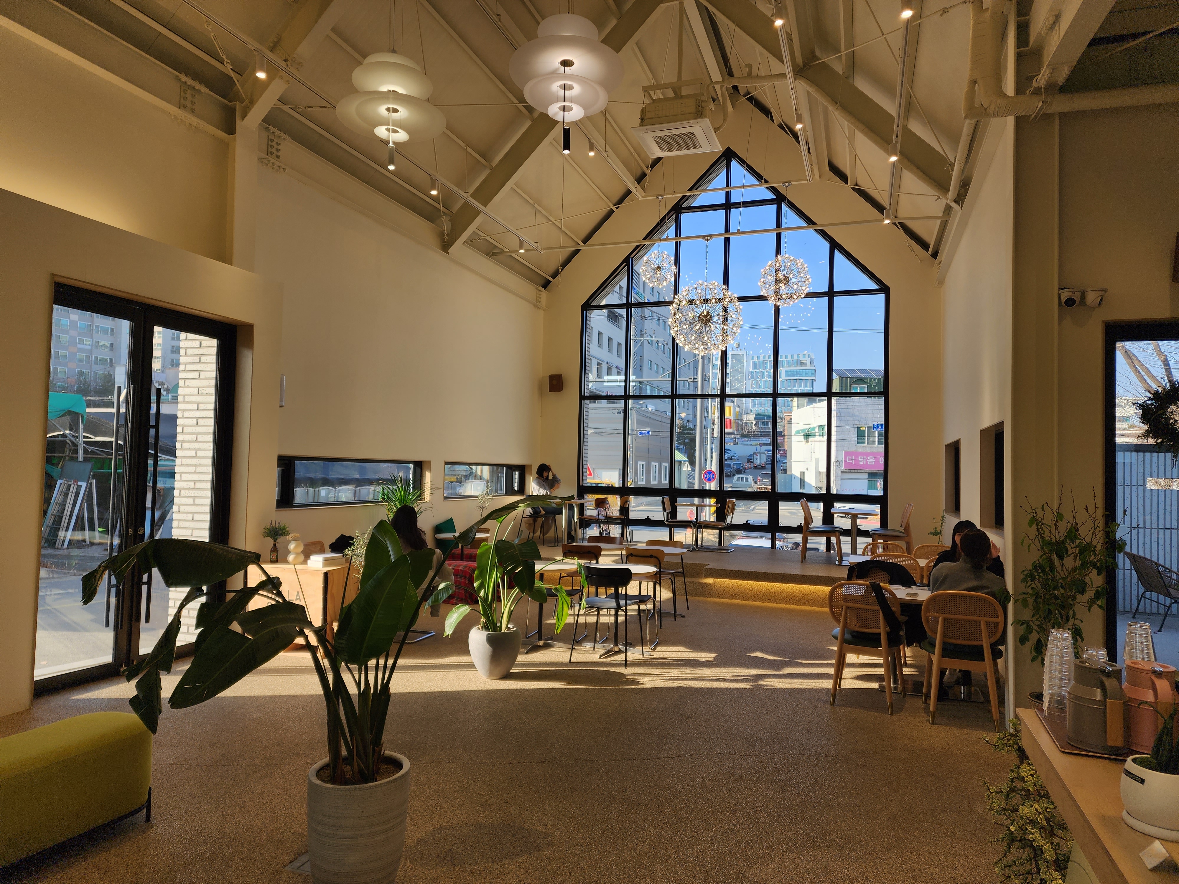 로흐뚜 카페 내부 모습