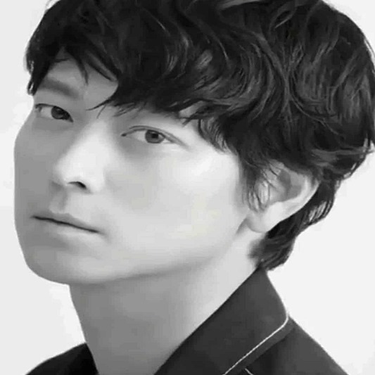 강동원사진