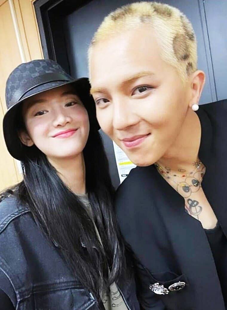 가수-송민호-배우-박주현