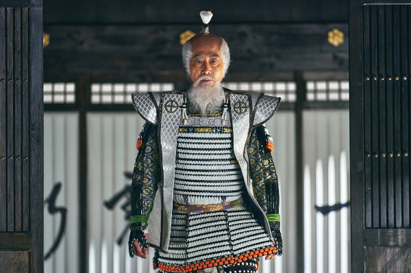 영화-노량-죽음의-바다-주연-백윤식-스틸컷