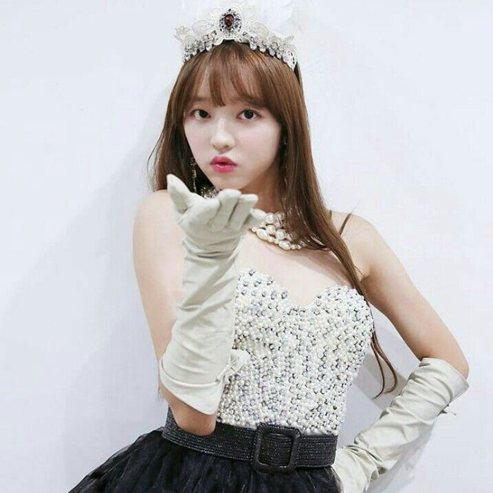 오마이걸 유아 본명 나이 육상선수 사진 모음