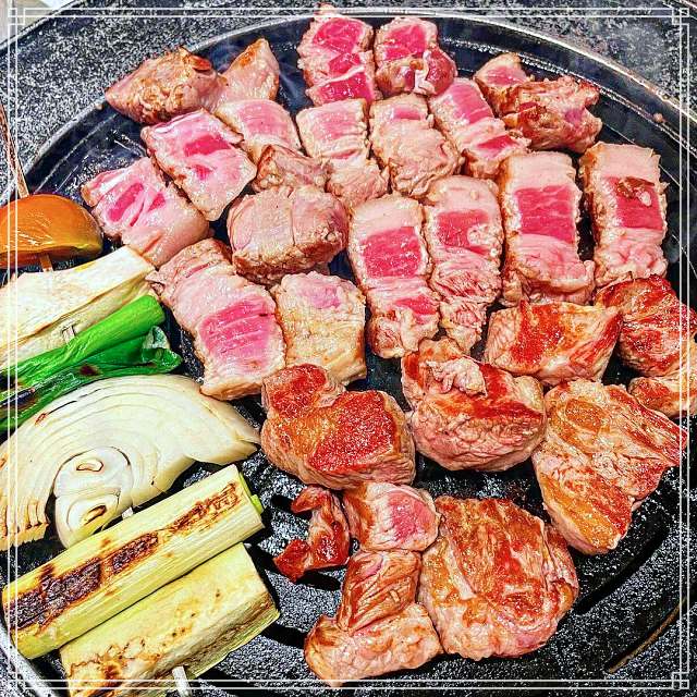 서대문 연희동 맛집 19일 숙성 삼천번 칼질 꽃삼겹