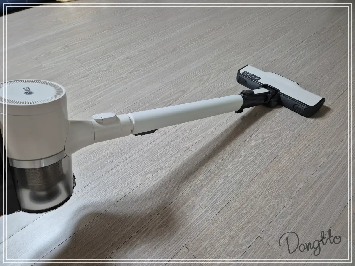 LG-청소기-낮게-기울여도-밀착되는-헤드