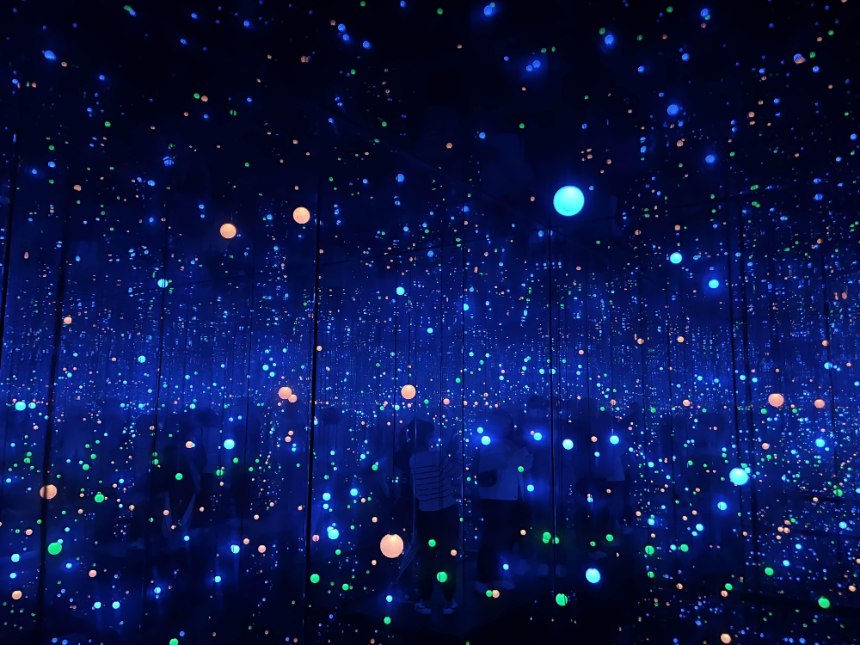 본태미술관 제3관 쿠사마 야요이 전시 '무한 거울의 방'