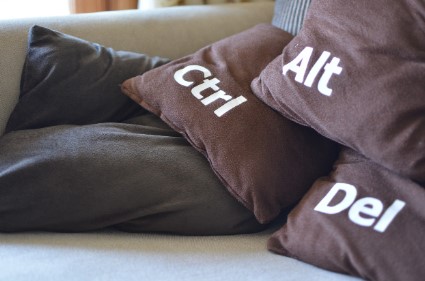 거북목&middot;굽은등 교정 밴드&amp;#44; 무조건 쓰면 안 되는 이유