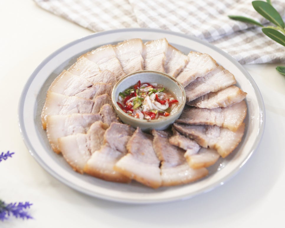 돼지고기 수육 삶는법