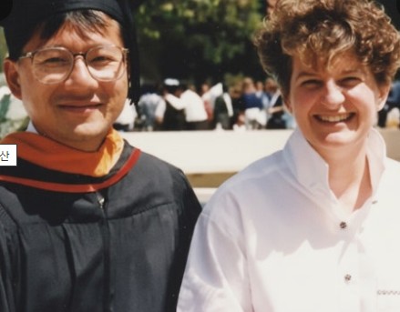 로리 황 프로필