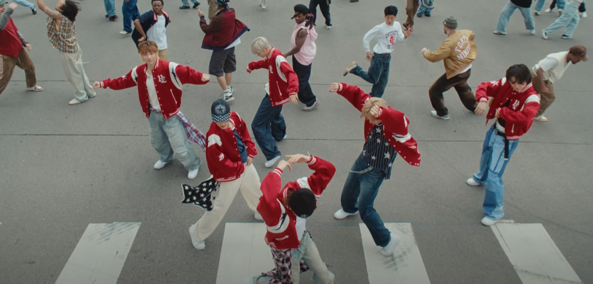 마지막 엔딩 포즈 장면