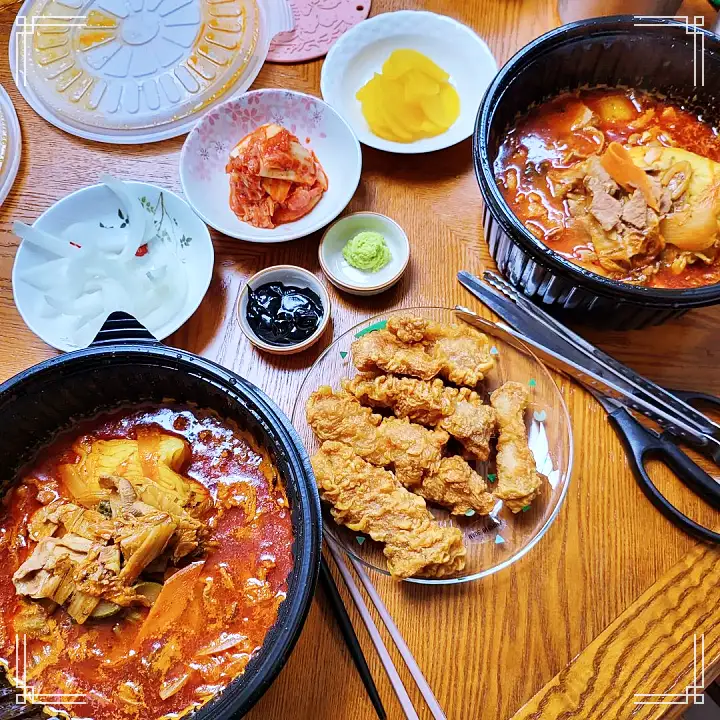 진심 가득 건강 담은 맛 인천 맛집 추천 생방송투데이 짜장 짬뽕 짜장면 짜장밥 짬뽕밥 게장과 메밀면의 만남! 게눈 감춘면 오늘방송 수요맛전
