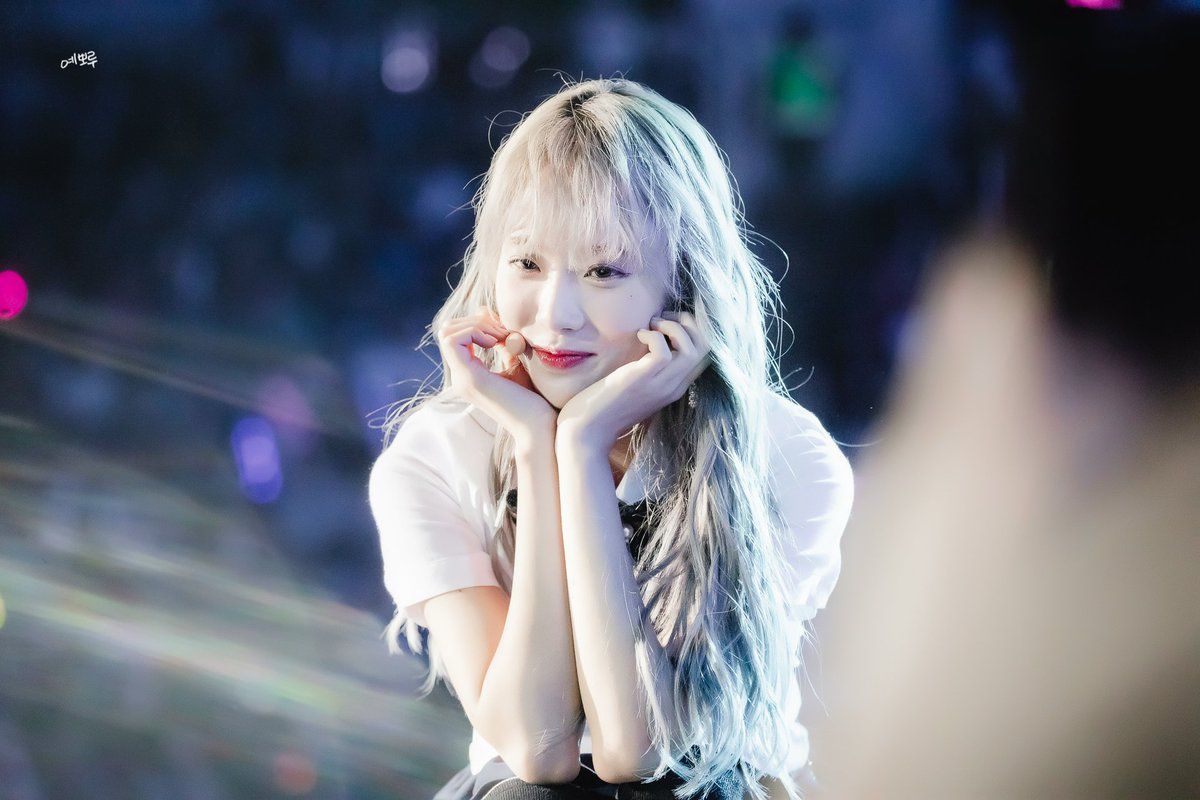 우주소녀 루다 인스타그램 사진 몸매