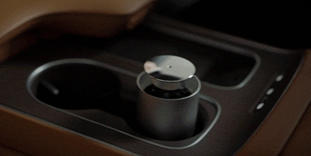 벤딕트 애트모어 베이직 컵홀더 거치 설치된 모습