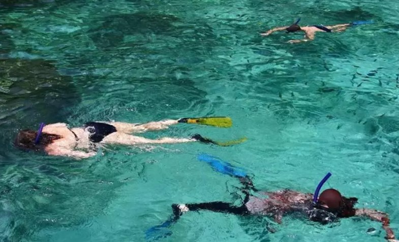 보라카이 스노클링