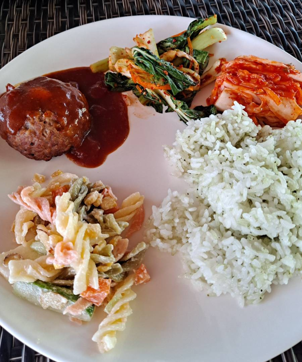 필그림하우스 둘째날 중식