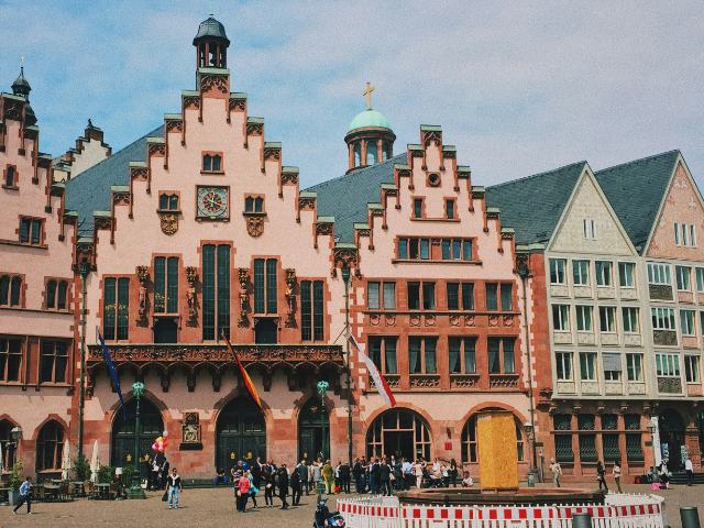 프랑크푸르트-공항에서-시내