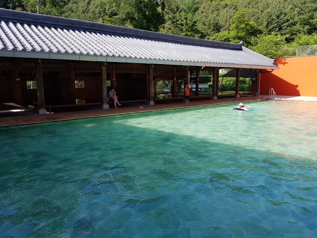 장흥 한옥수영장