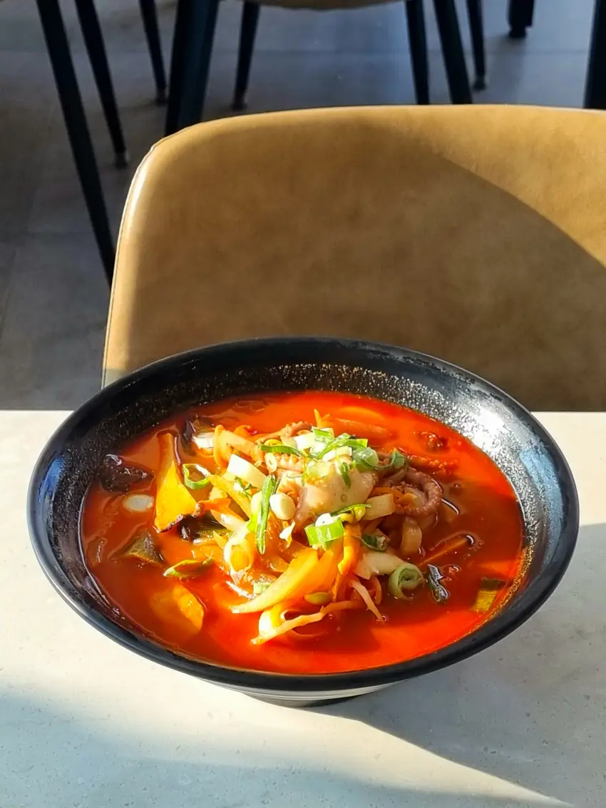 주문한 태종대 짬뽕이 나온 모습입니다.