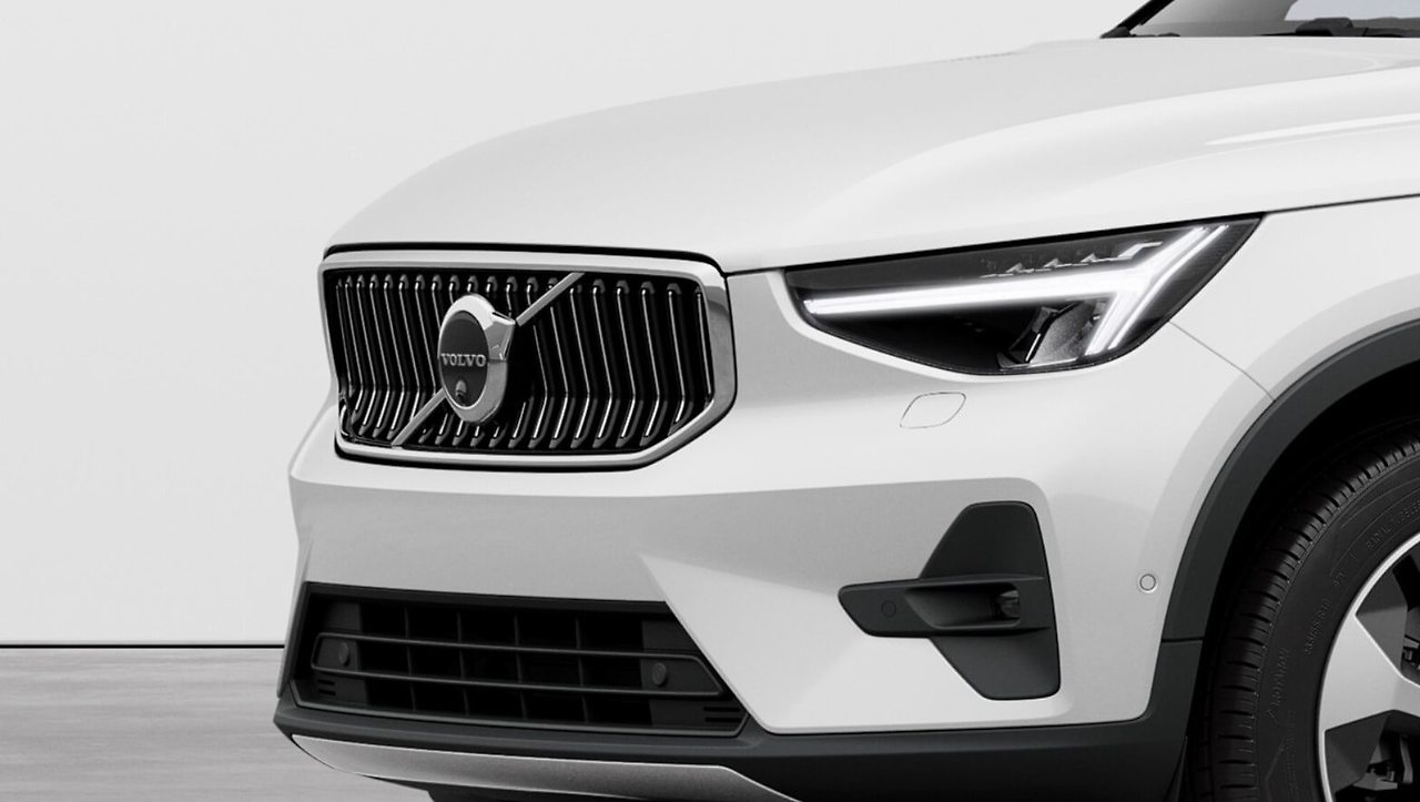 볼보 XC40 하이브리드