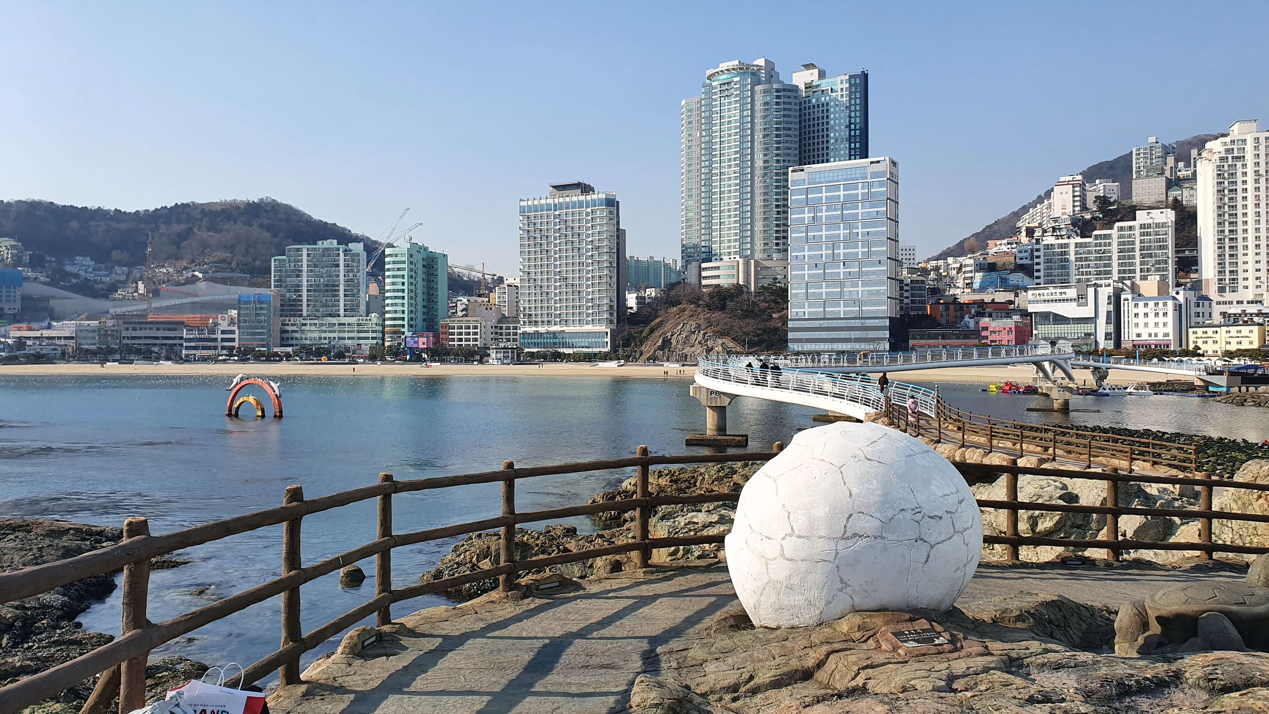 부산 여행지 추천 TOP 10-송도 해수욕장