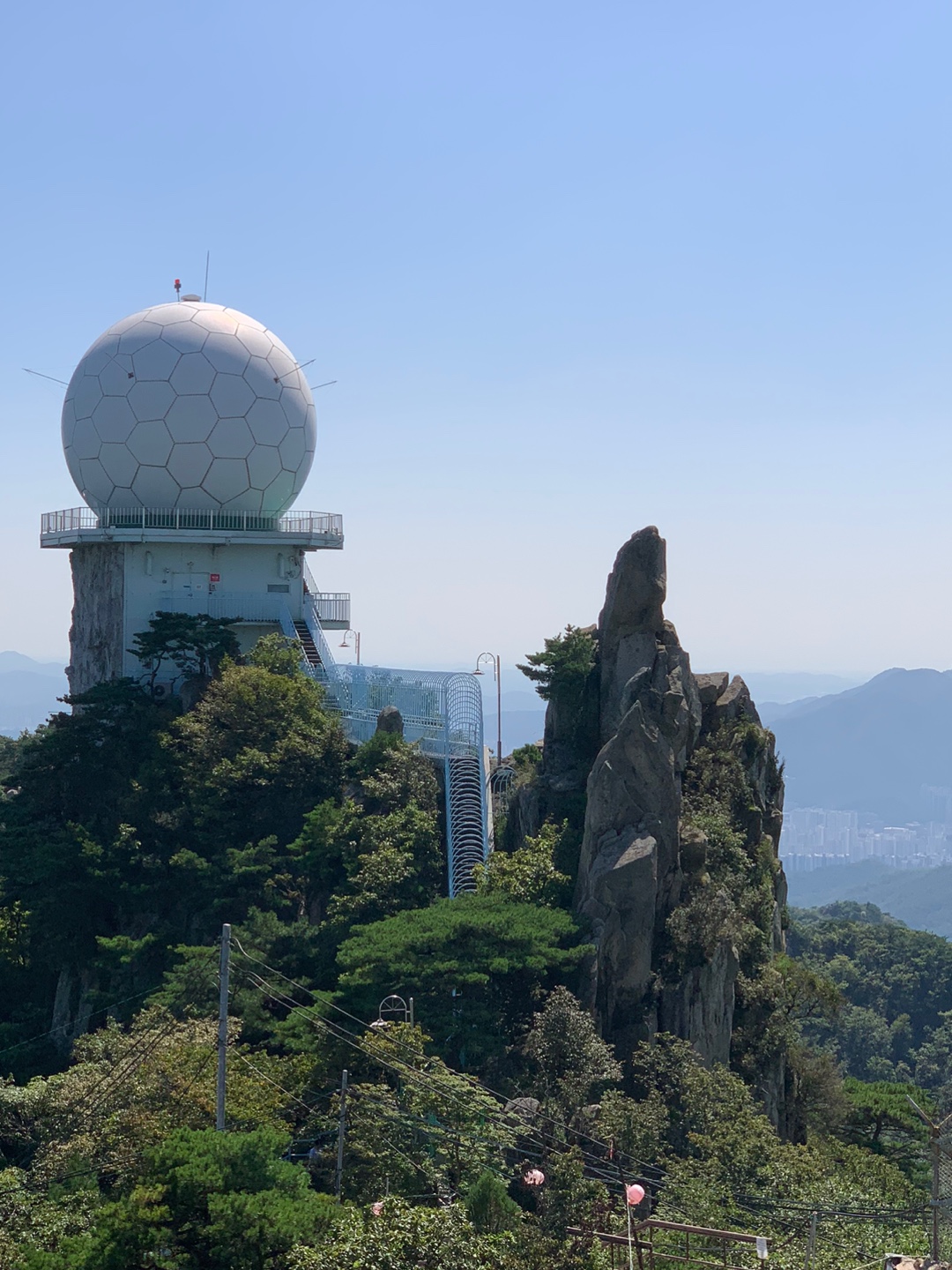 관악산 연주대, 촛대바위