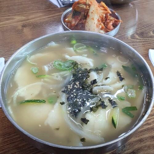 광명홍두깨칼국수-오산시-주변-원동-매화축제-맛집