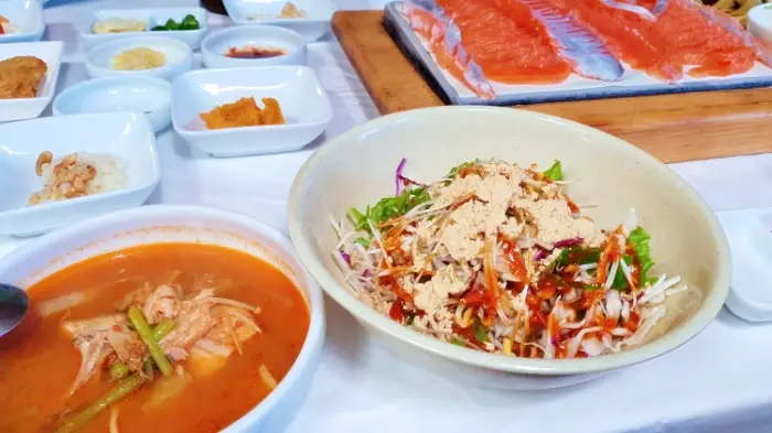 송어회 송어덮밥 송어매운탕 송어 메밀 비빔국수 맛있는 곳 추천