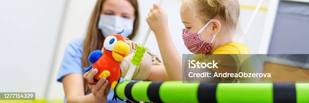 전문가들이 말하는 언어 지연 해결을 위한 최신 연구