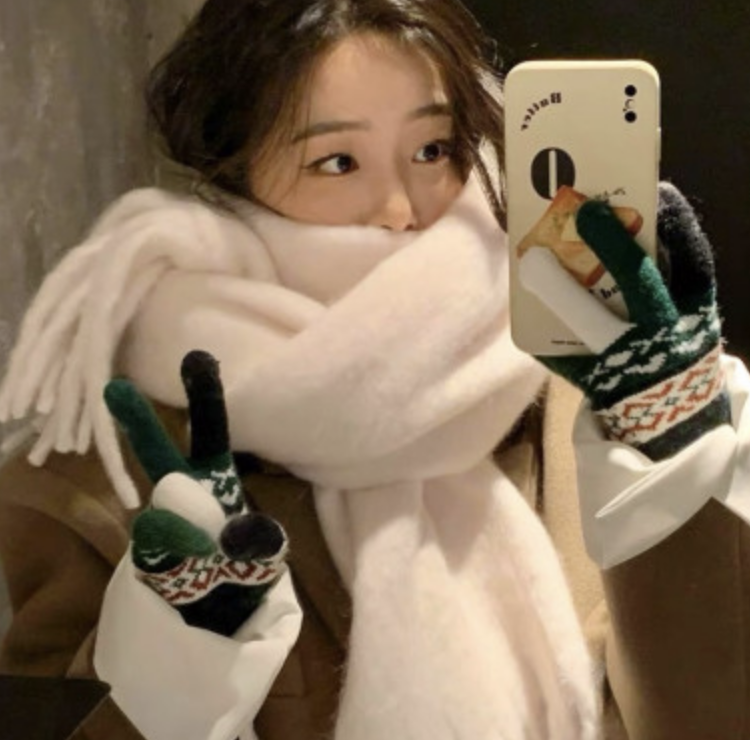 카리나 강릉 여행 패션3