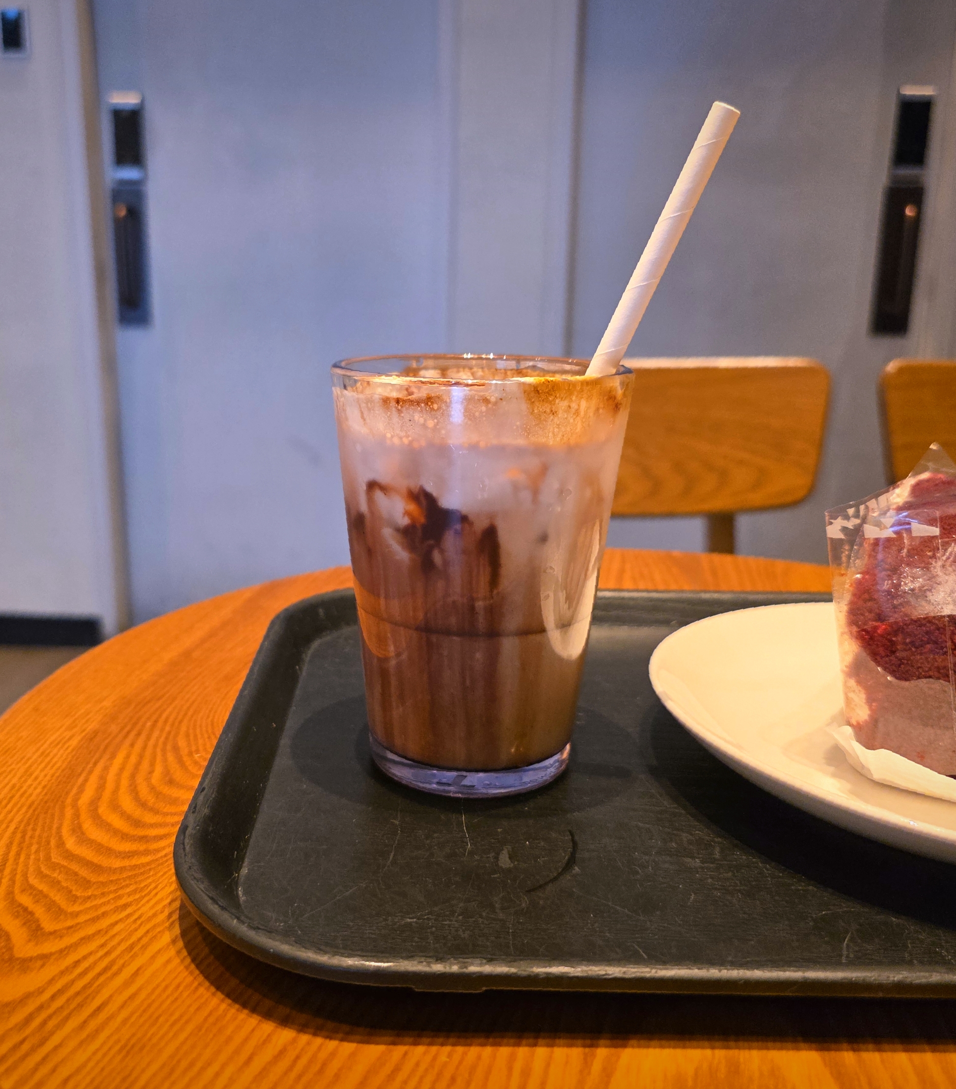 스타벅스신메뉴블랙글레이즈드라떼