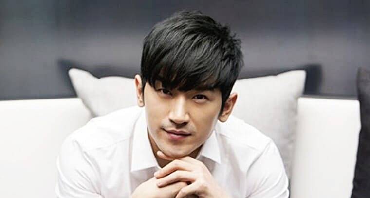 가수-이민우
