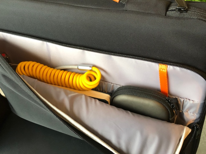 탐탁 맥북프로 16인치 파우치 포켓