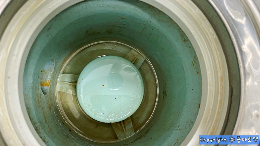 더러운-싱크대-하수구