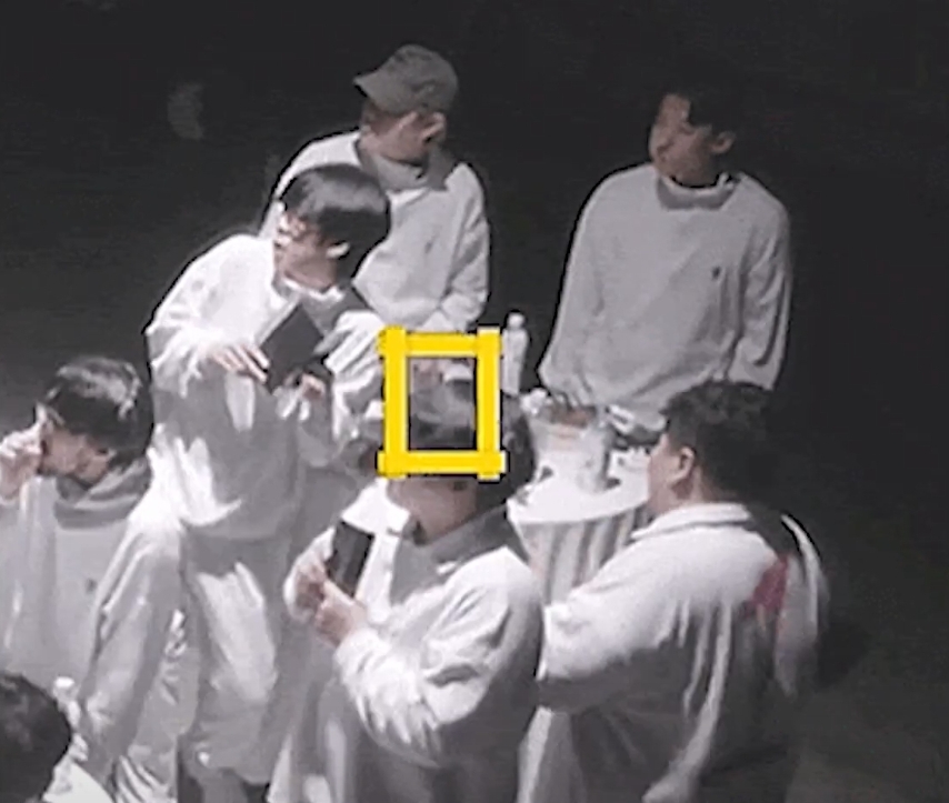 혼자 무덤덤한 덱스