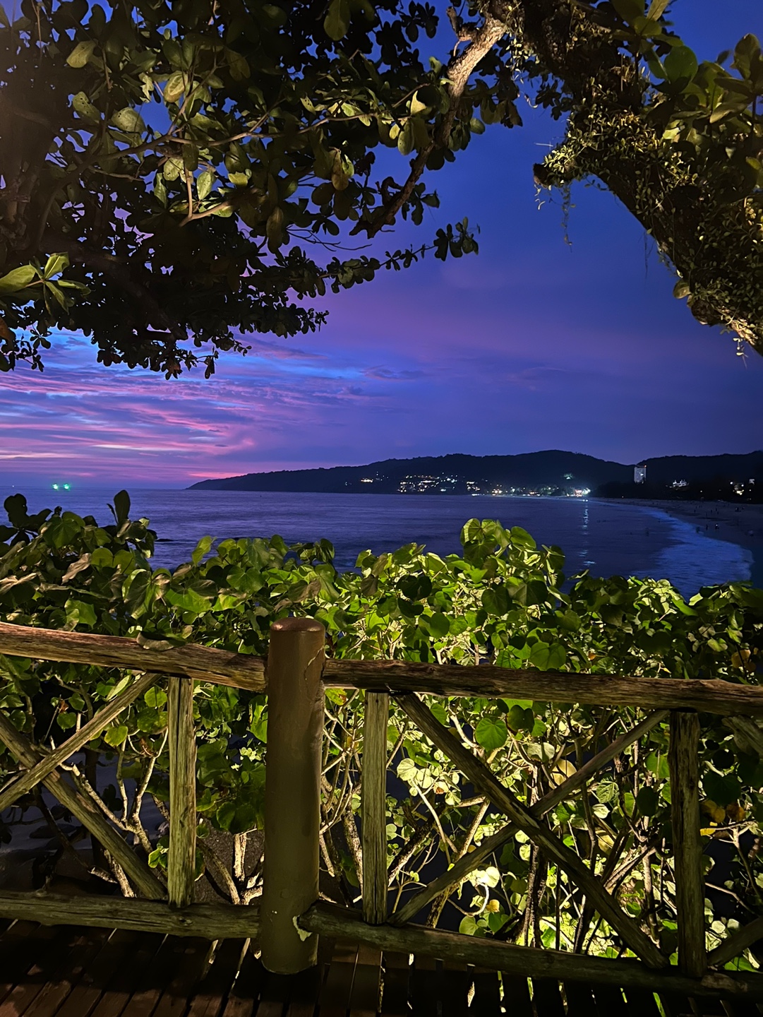 푸켓 온더락레스토랑