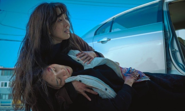 [영화 하얀 차를 탄 여자 후기/리뷰] OTT 다시보기 보는곳 - 줄거리, 결말, 재밌나요? 재미 있다 vs 재미 없다