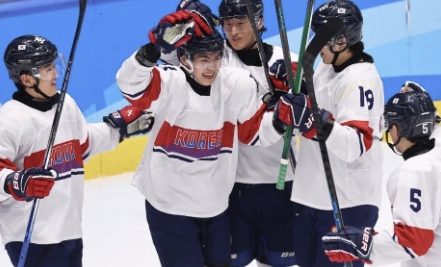 하얼빈 동계 아시안게임 아이스하키 카자흐스탄 역전패 2위 8강 진출